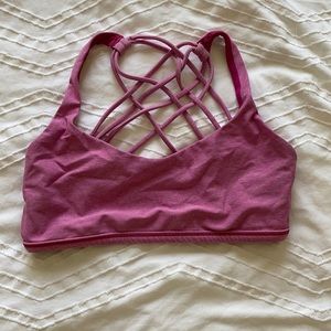 sports bra